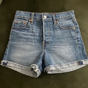 Levi’s denim Shorts